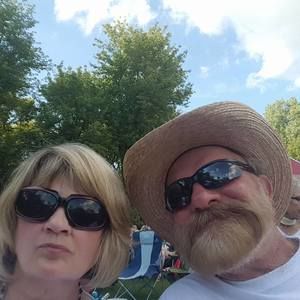 Meet your Posher, Cheryl